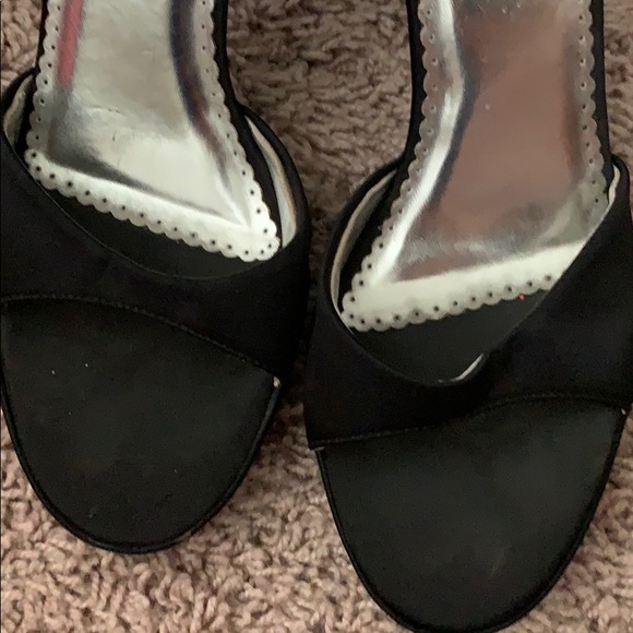 Black Heels - Picture 2 of 5